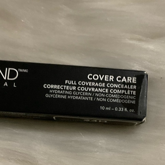 Dermablend Professional Full Coverage Concealer - Black - Picture 4 of 6